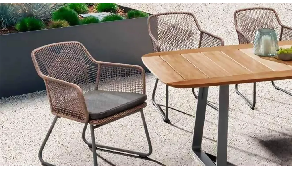 Table JURA Delémont et Tavannes