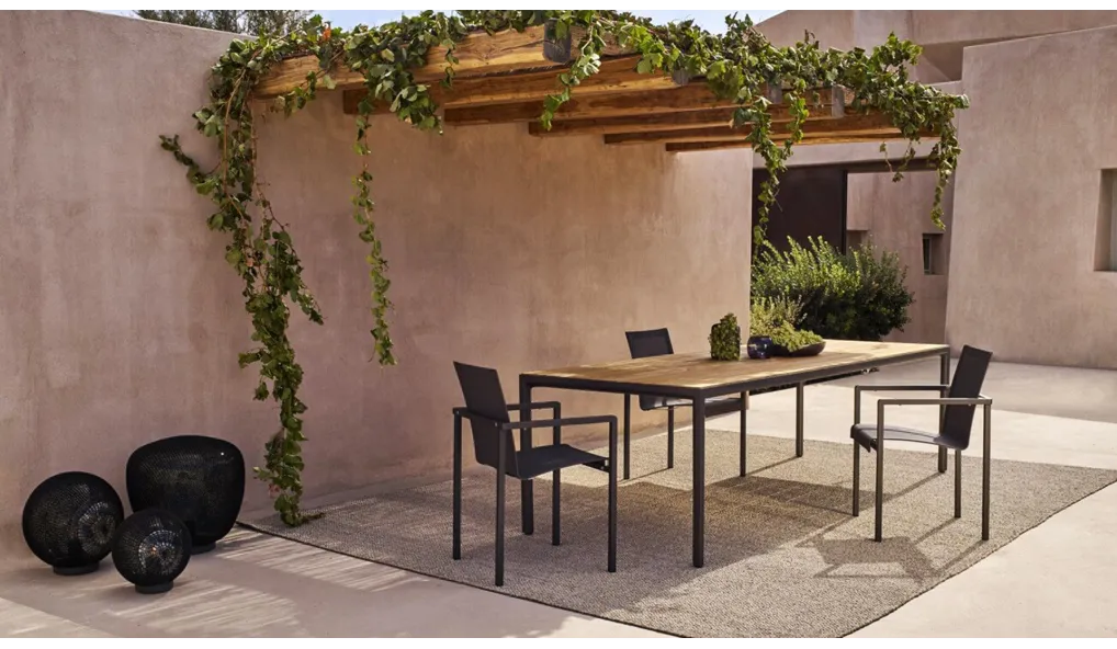 Table Illum