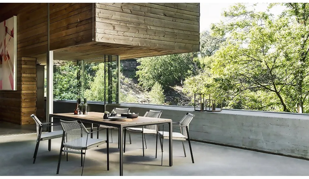 Table Illum