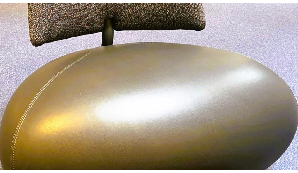 Fauteuil Pallone cuir et tissu
