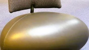 Fauteuil Pallone cuir et tissu